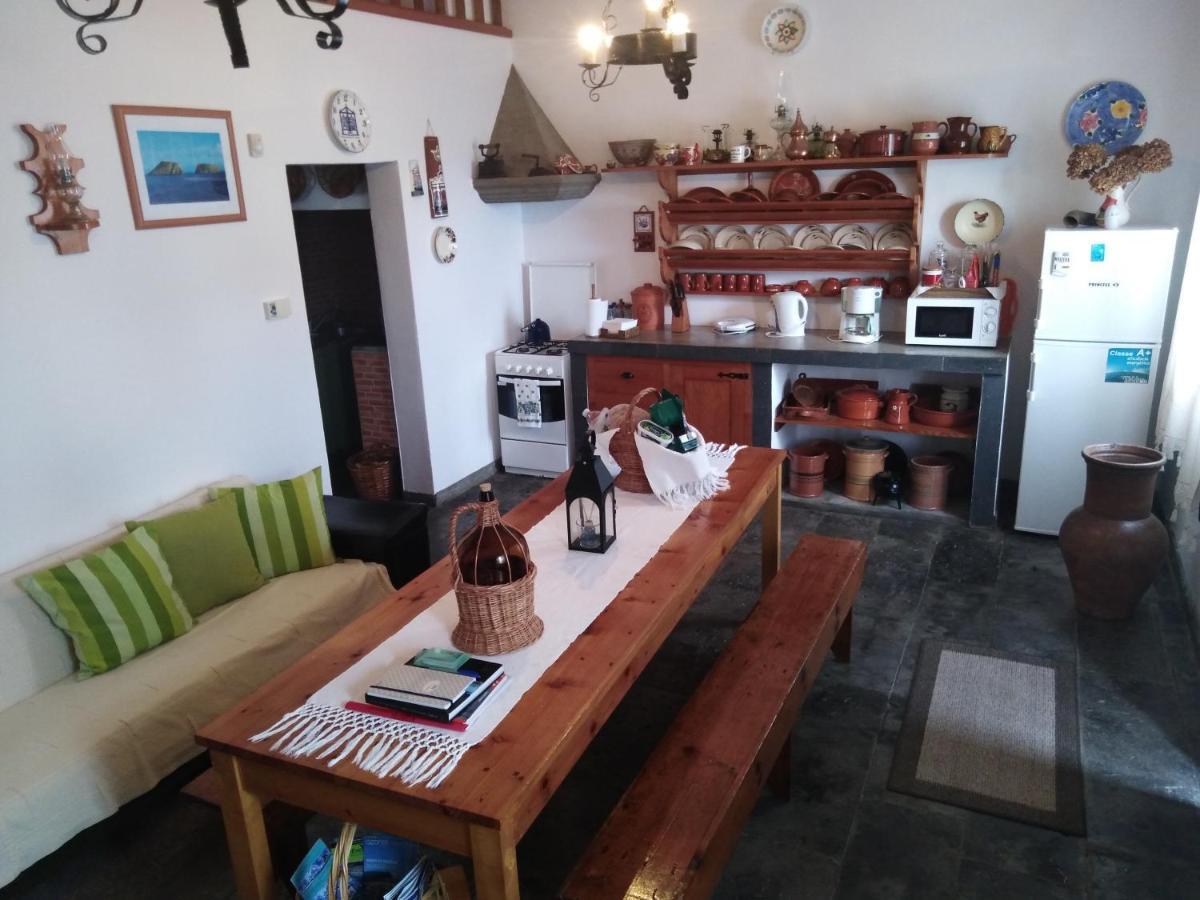Casa de Férias Adega Ilheu *